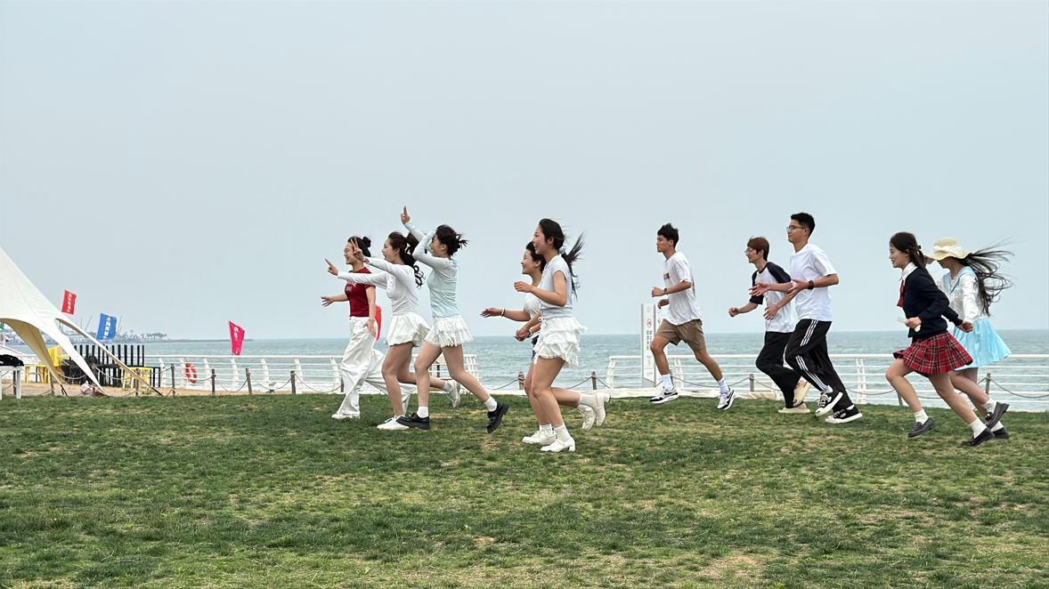 “露营游”火热