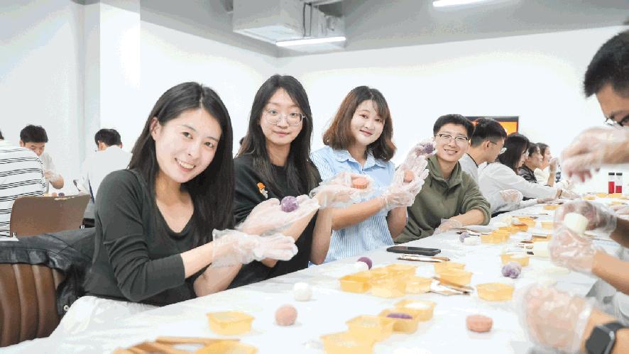 “港好有你 青春作伴”交友活动举行