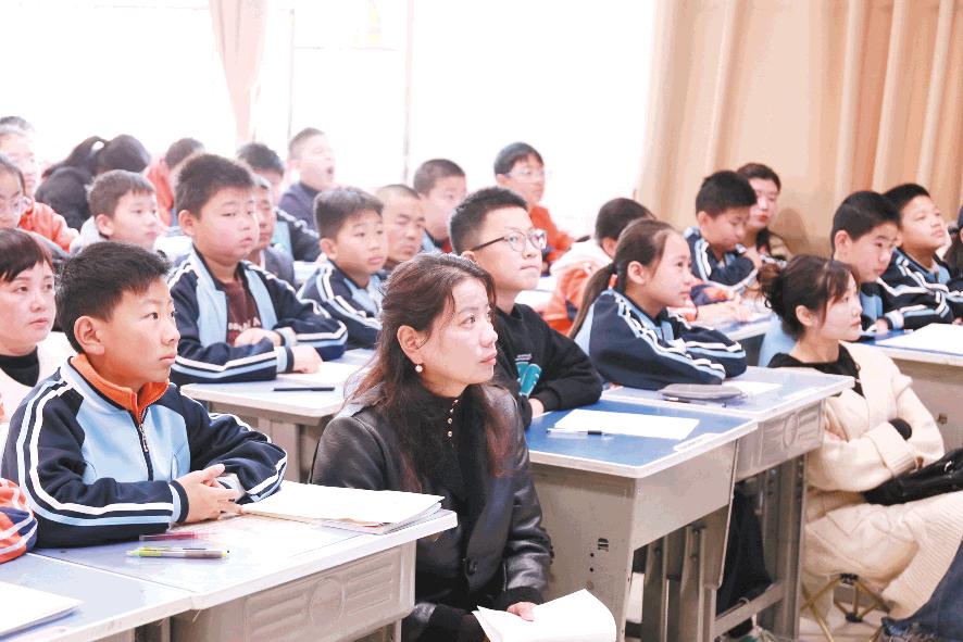 家长体验校园生活